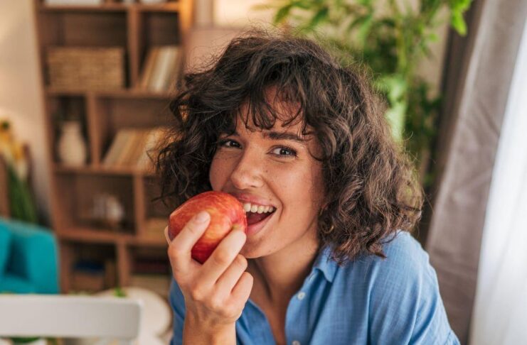 Mónica Manzano, experta en Nutrición: ‘Una dieta rica en omega 3 podría ser útil en la prevención o el manejo de alergias estacionales’
