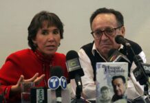 Florinda Meza se defiende en 'La mesa caliente' tras críticas por su historia de amor con Roberto Gómez Bolaños. ¡Mira el video!